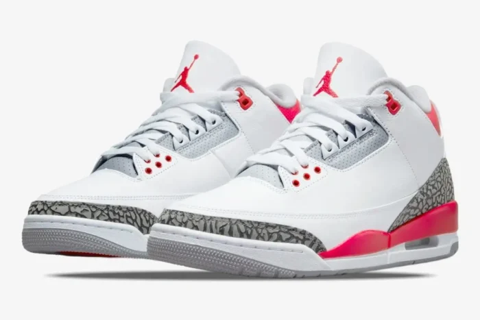 Air Jordan 3 Retro Fire Red OG sneakers in white and red, three-quarter front view on a white background. - SKU DN3707-160