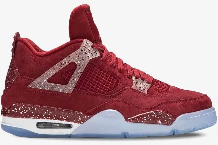 air-jordan-4-retro-oklahoma-sooners-pe-side-831-085 Side profile of the Air Jordan 4 Retro Oklahoma Sooners PE in burgundy suede with white speckled details.