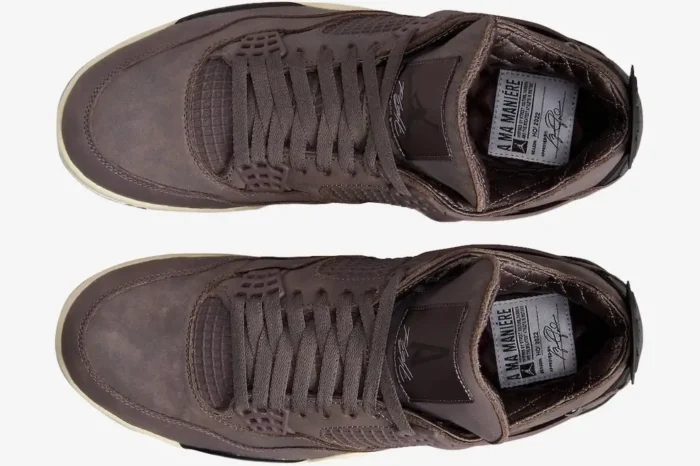 Top-down view of the Air Jordan 4 Retro x A Ma Maniére in the Violet Ore colorway. - SKU DV6773-220