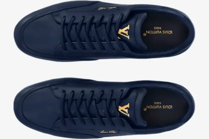 Top-down view of a pair of Louis Vuitton Beverly Hills Marine sneakers in dark blue leather. - SKU 1ADFXW
