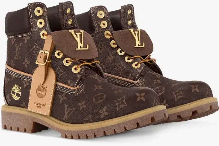Louis Vuitton x Timberland 6-inch boots in brown monogram canvas, three-quarter side view. - SKU 1AD74B-ADB9D