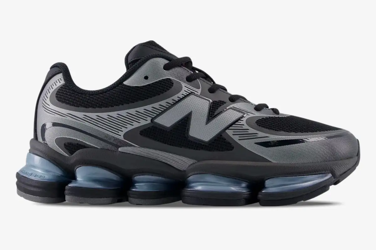 new-balance-abzorb-2000-black-silver-side-view-u2000ea-281-908 Side view of New Balance Abzorb 2000 sneakers in black and silver metallic with chunky soles. - SKU U2000EA