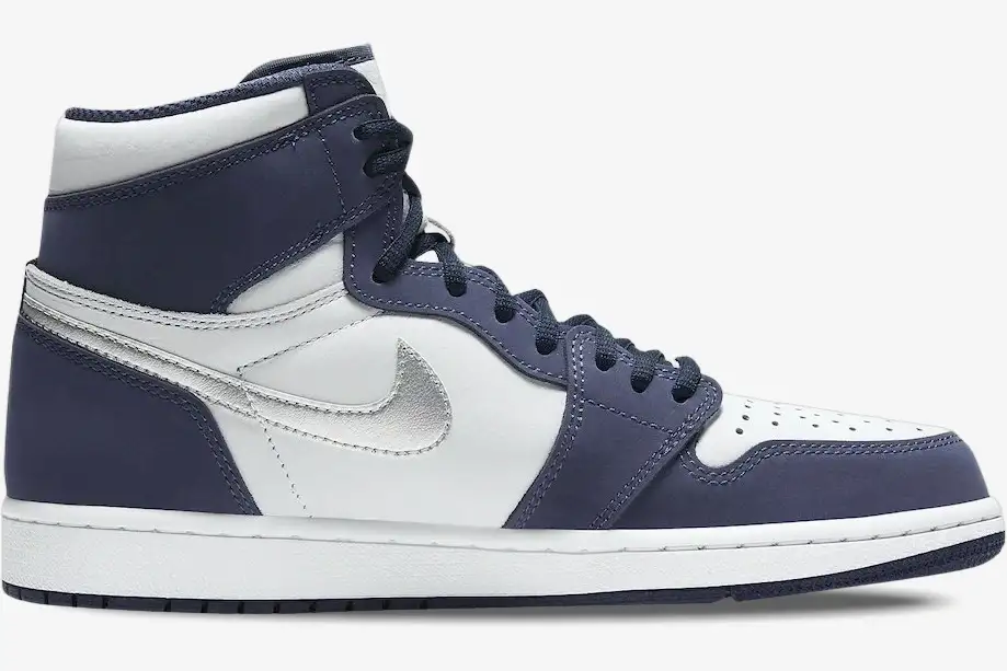 nike-air-jordan-1-high-midnight-navy-side-view-dc1788-100-328-266 Air Jordan 1 High Midnight Navy CO.JP sneaker in a side profile view with white and silver accents. - SKU DC1788-100