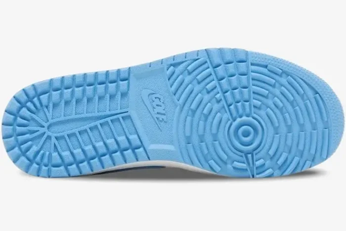 Bottom outsole view of Air Jordan 1 Low Golf UNC in University Blue with traction pattern. - SKU DD9315-100