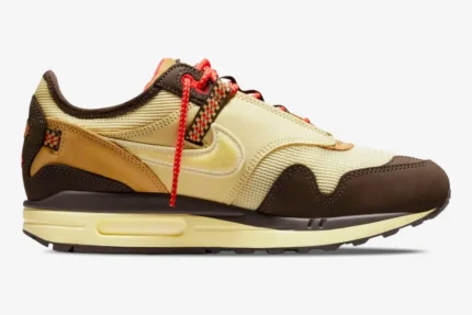 Nike Air Max 1 x Cactus Jack Baroque Brown sneaker, lateral side profile view with earth tones and red laces. - SKU DO9392-200