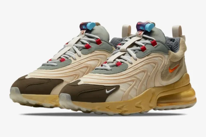 Nike Air Max 270 React x Travis Scott Cactus Trails sneakers in cream and tan, three-quarter front view. - SKU DD8798-200