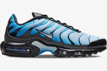 Nike Air Max Plus Gradient Blue White sneaker, side profile view with black overlays and visible air units. - SKU FQ0204-010