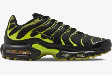 Nike Air Max Plus in Pacific Moss and black, showing the lateral side profile with visible Air units. - SKU DM0032-010