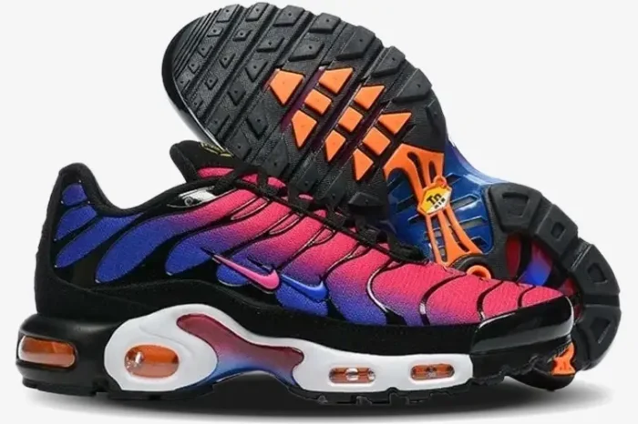 Nike Air Max Plus x Patta FC Barcelona in blue and red gradient, side profile with sole view. - SKU FN8260-001
