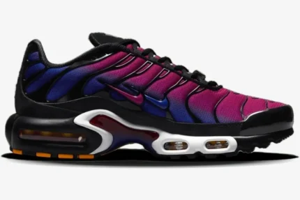 Nike Air Max Plus x Patta x FC Barcelona sneaker in blue and red gradient, side profile view. - SKU FN8260-001
