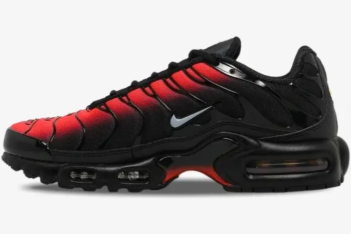 Nike Air Max Plus TN Deadpool sneakers in red and black gradient, side profile view. - SKU DC1936-001