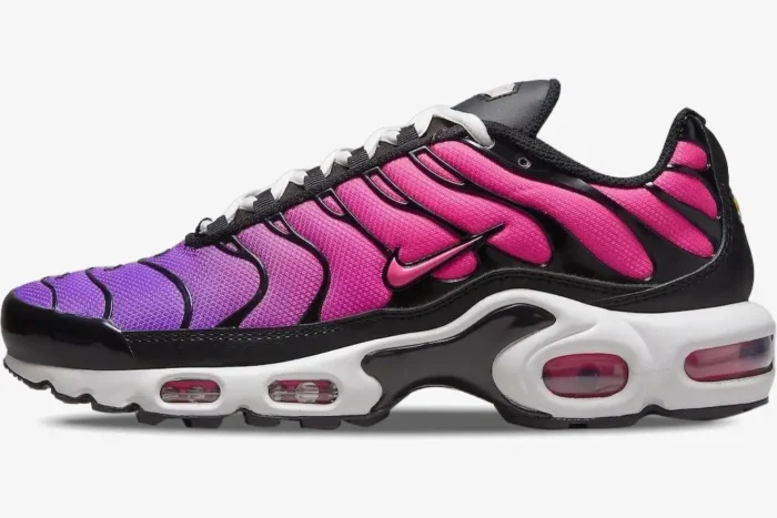 Side profile of Nike Air Max Plus TN Dusk featuring a purple and pink gradient upper and black cage overlays. - SKU DZ3670-500