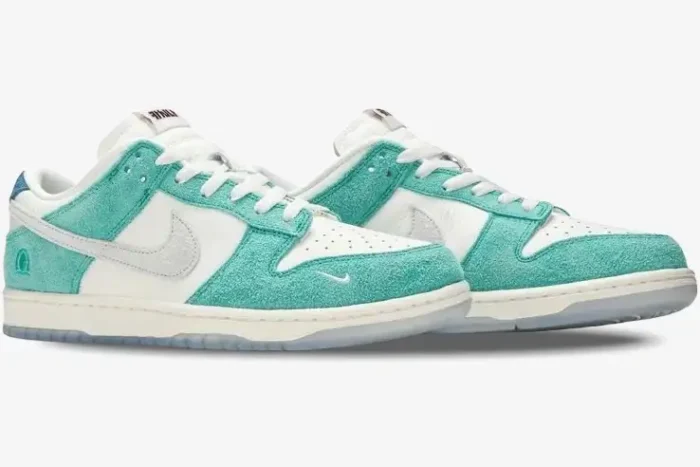Nike Dunk Low x Kasina Neptune Green sneakers in white and teal suede, side profile view. - SKU CZ6501-101
