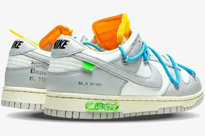 Nike Dunk Low x Off-White Lot 2 of 50 sneakers in white and grey with blue laces, rear-side view. - SKU DM1602115