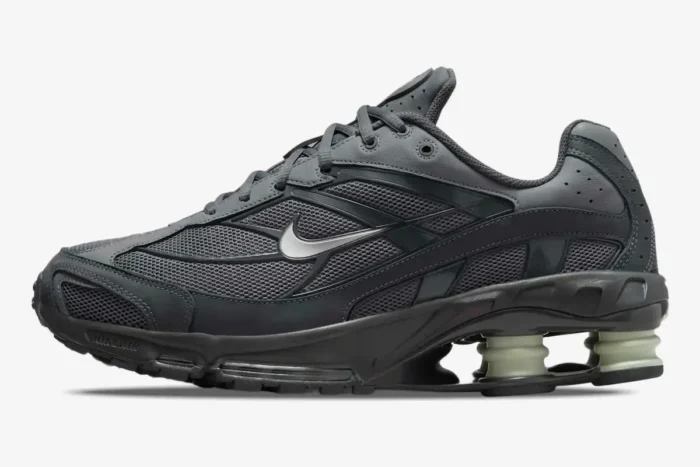 Nike Shox Ride 2 sneaker in Anthracite Iron Grey, side profile view with Jade Horizon pillars. - SKU HV2540-001