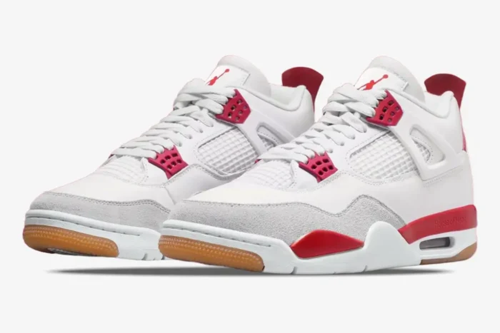 Air Jordan 4 Retro x Nike SB Varsity Red Gum - Image 3