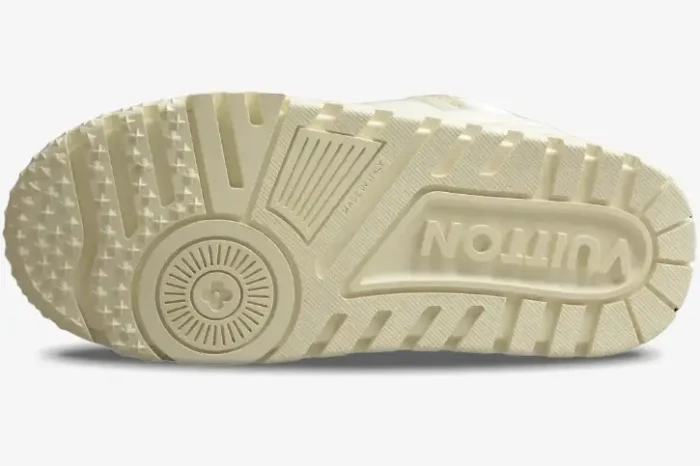 Louis Vuitton LV Trainer Maxi White Oversized Edition - Image 3