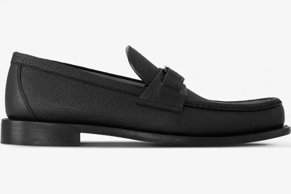 shadow_5622_20260113_225052-20260113_225201 Louis Vuitton Major Loafer Grained Calf Leather Black - Image 1