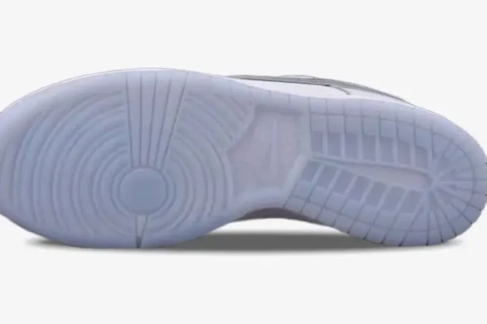 Nike SB Dunk Low x Concepts White Lobster Limited Edition - Image 2