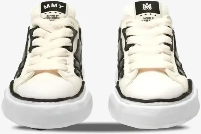 Front view of white and black Amiri x Maison Mihara Yasuhiro Peterson OG Sole Canvas Low sneakers. - SKU AMFOSR1076271