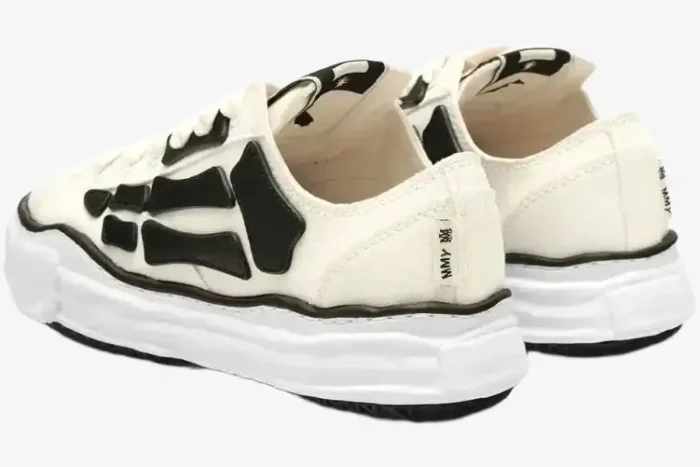 White Amiri x Maison Mihara Yasuhiro Peterson sneakers with black skeleton bone overlays, rear three-quarter view. - SKU AMFOSR1076271