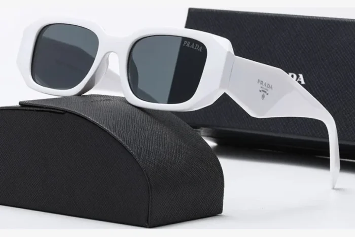 Sunglasses Prada - Image 4