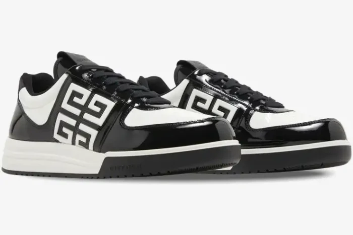 Givenchy G4 sneakers in black and white patent leather, shown from a three-quarter side view. - SKU BH007WH1HJ-004